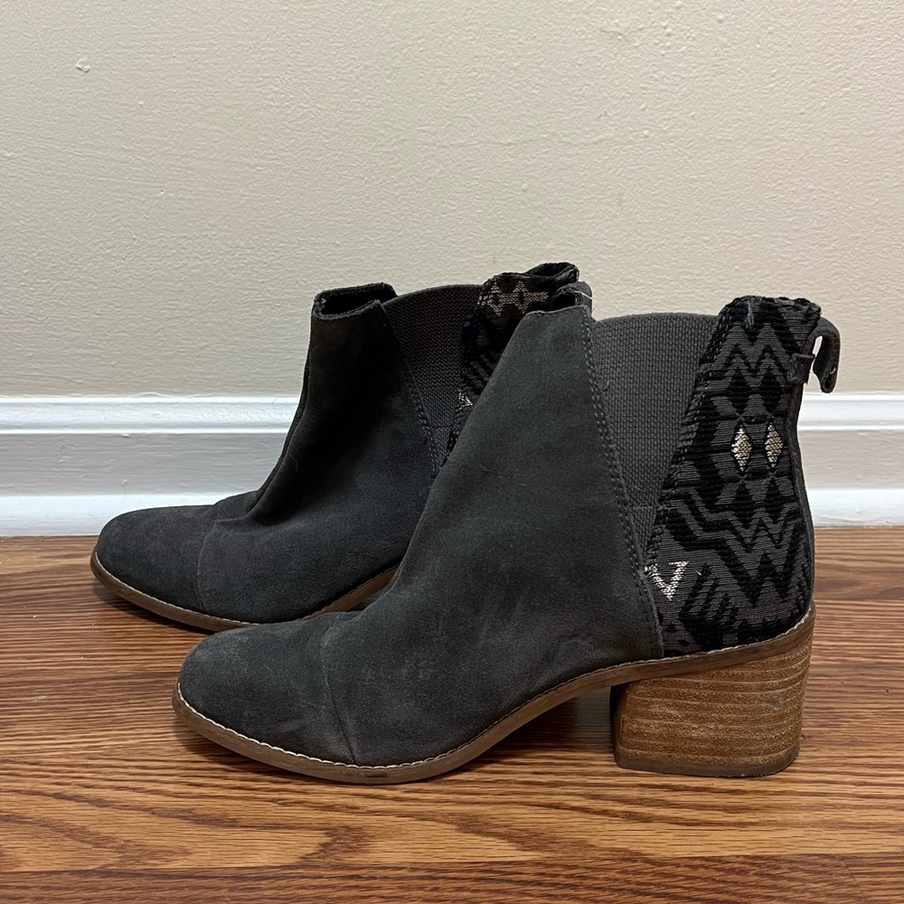 Gray Suede Ankle Boots with Patterned Heel